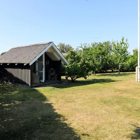 8 Person In * Hadsund